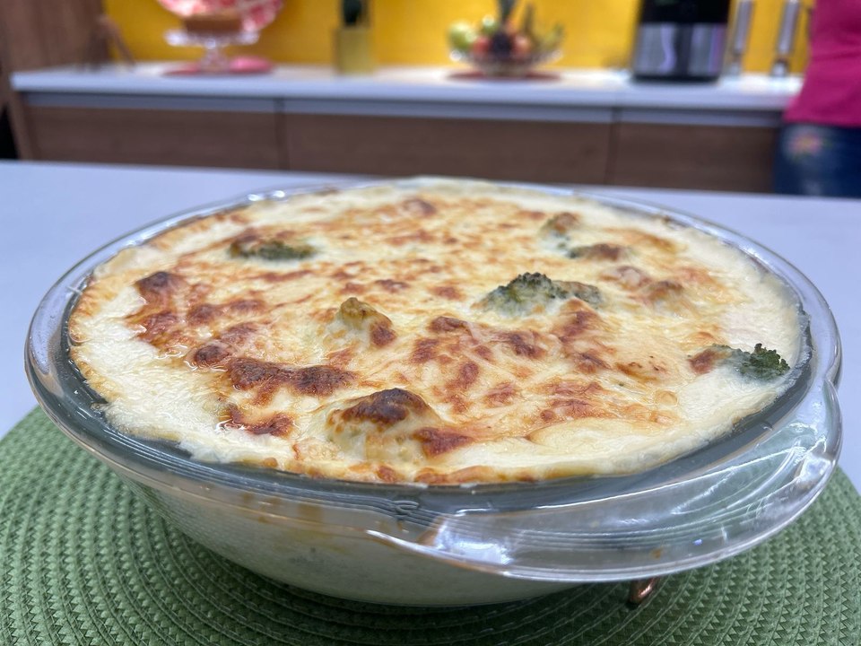 Gratinado de peixe com brócolis