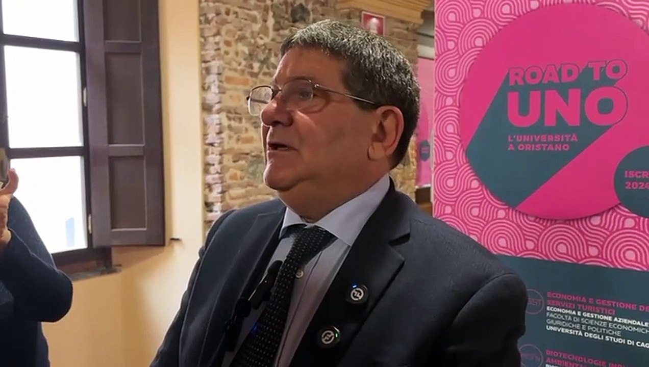 Il rettore dell'universit? di Cagliari Francesco Mola a Oristano per rilanciare il Consorzio Uno