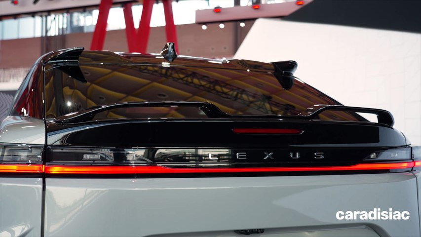 Le Lexus RZ adopte deux innovations pas...