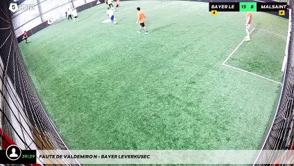 Faute de Valdemiro N - Bayer Leverkusec