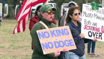 Musk afirma que X es blanco de un "enorme ciberataque"