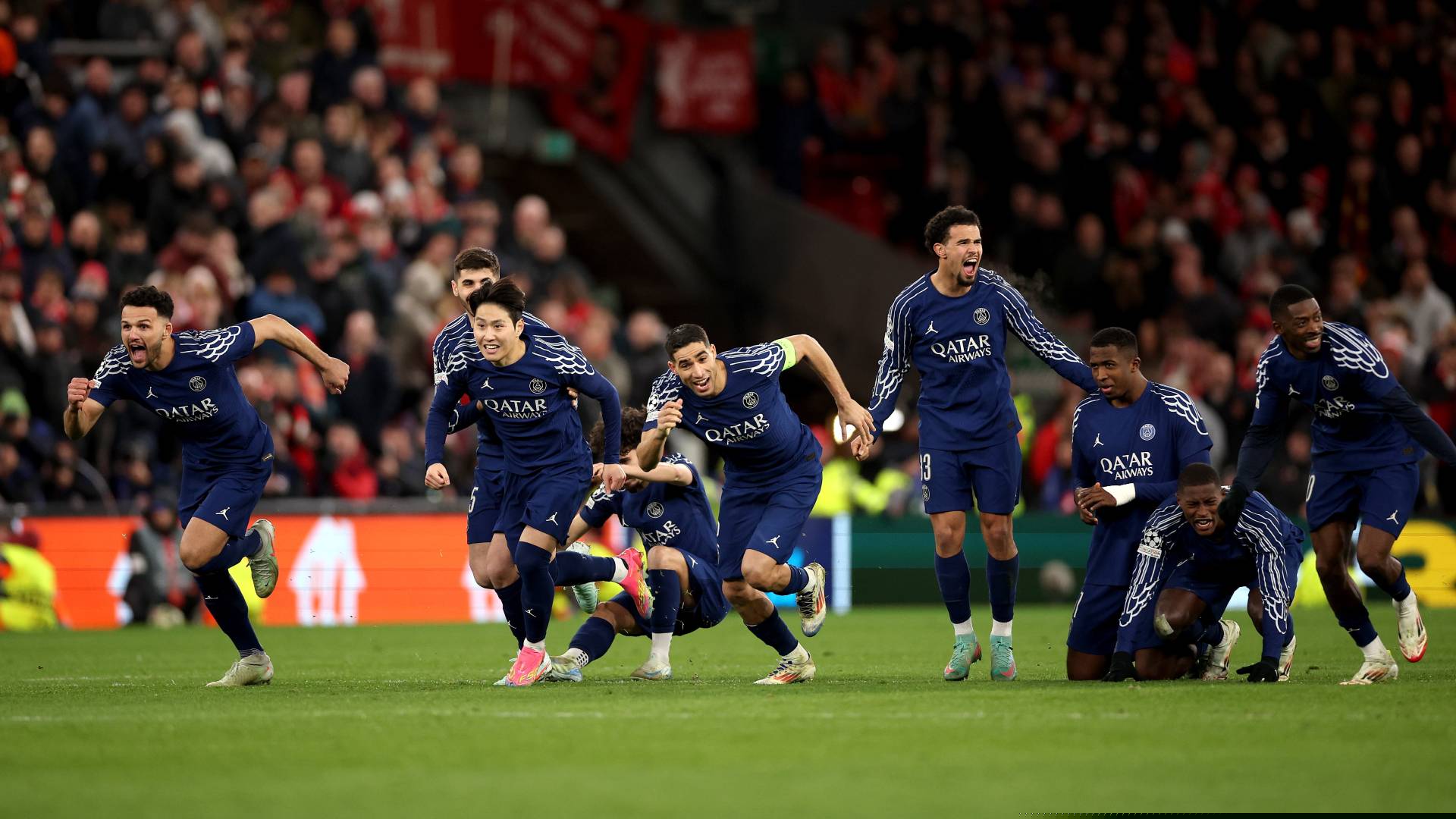 Kvaratskhelia gives PSG a '50-50' chance against PSG