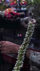 Mere hath mein lakerein tere naam ki Couple goals