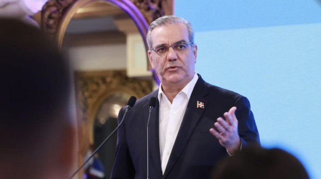 Abinader espera que se llegue a un consenso en proyectos pendientes, como el Código Penal