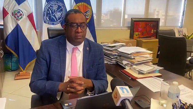 Economistas coinciden en preocupación por alza de tasa de cambio del dólar; entienden Banco Central tendrá que intervenir