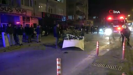 Lastiği patlayan otomobil takla atıp hurdaya döndü