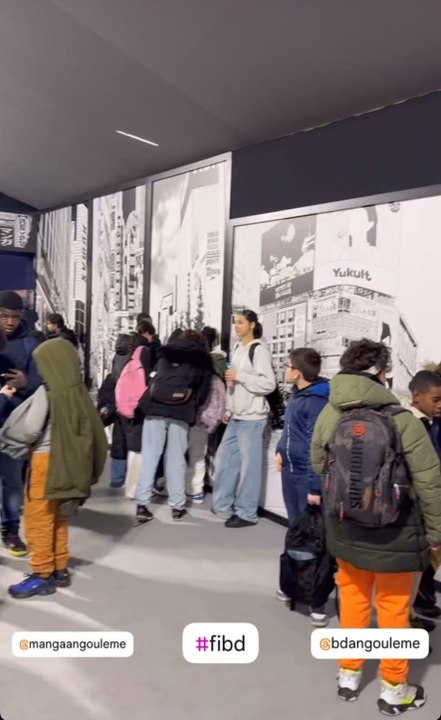 J’adore les conventions. Je vous presente le festival international de la BD d’Angoulême.  Manga city est D I N G U E 😍