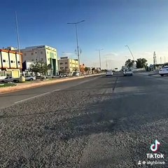 "اتسع الفتق على الراتق".. طرق عفيف المتهالكة تتحدّى المركبات ومعاناة الأهالي بلا حلول