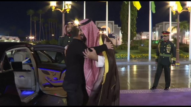 Zelensky dal principe ereditario saudita prima dei colloqui a Gedda