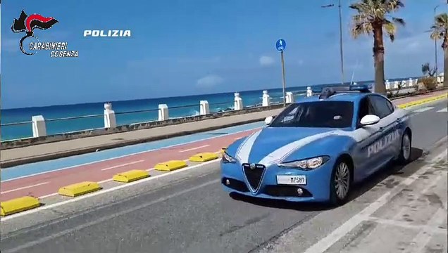 Paga e stai tranquillo : 5 arresti per l'estorsione aggravata ad un imprenditore edile del Cosentino