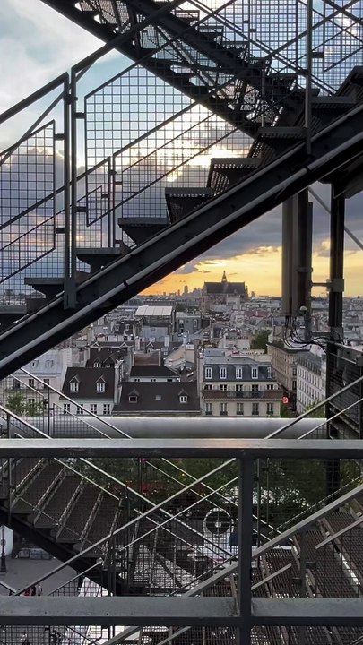 Une nuit à Beaubourg