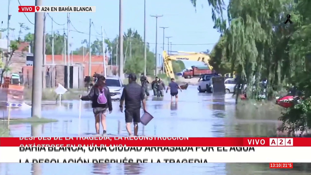🔴 BAHÍA BLANCA: LA GENTE RESCATAR LO POCO QUE SE SALVÓ