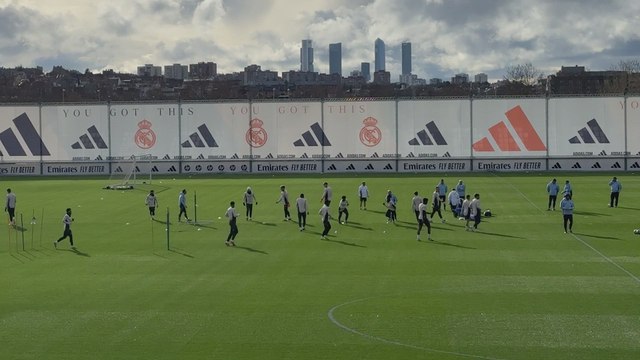 Entrenamiento del Real Madrid previo al derbi