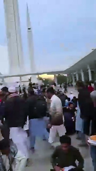 Aftari in Faisal Mosque