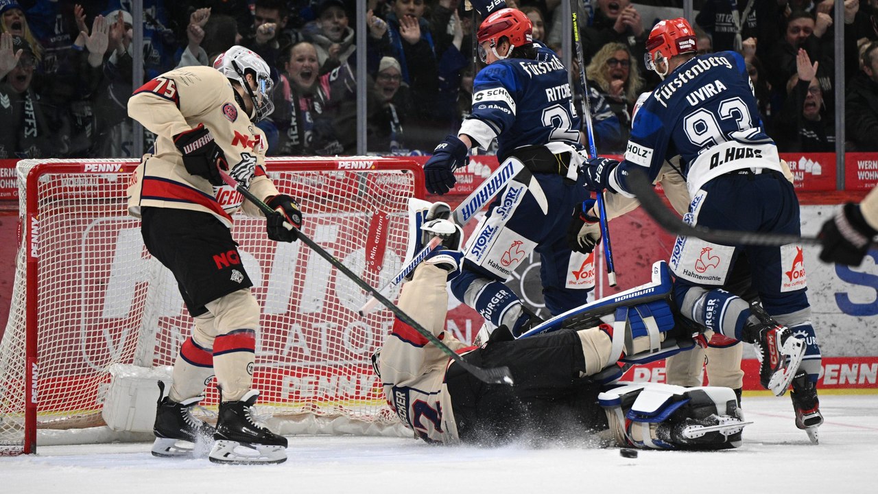 Glasbruch, Rangeleien, Pfosten: Schwenningen erzwingt Spiel 3