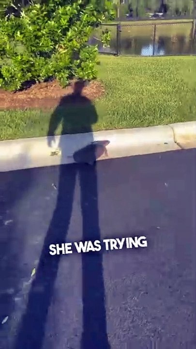 This turtle took off running from her 😂