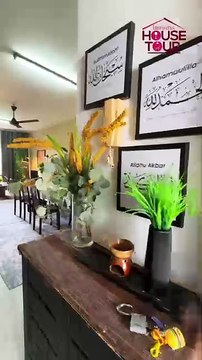 Seorang cikgu berjaya buat dekorasi rumahnya dengan hanya menggunakan barang-barang terpakai saja?! Menarik kan? Nak tahu lagi?