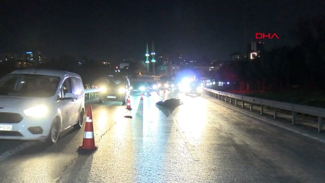 TEM Otoyolu'nda otomobilin çarptığı motosikletli hayatını kaybetti