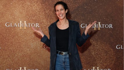 Clémence Castel maman pour la 3e fois : elle dévoile un cliché trop craquant de sa petite Marie (1)