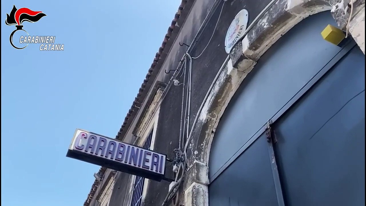 Armi Piazza Dante