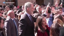 Los Reyes, aclamados en su nueva visita a Valencia tras la Dana