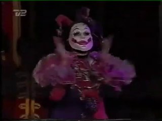 KLIP 1998 - Line Caroll spiller på trommer i Cirkus Benneweis | TV2