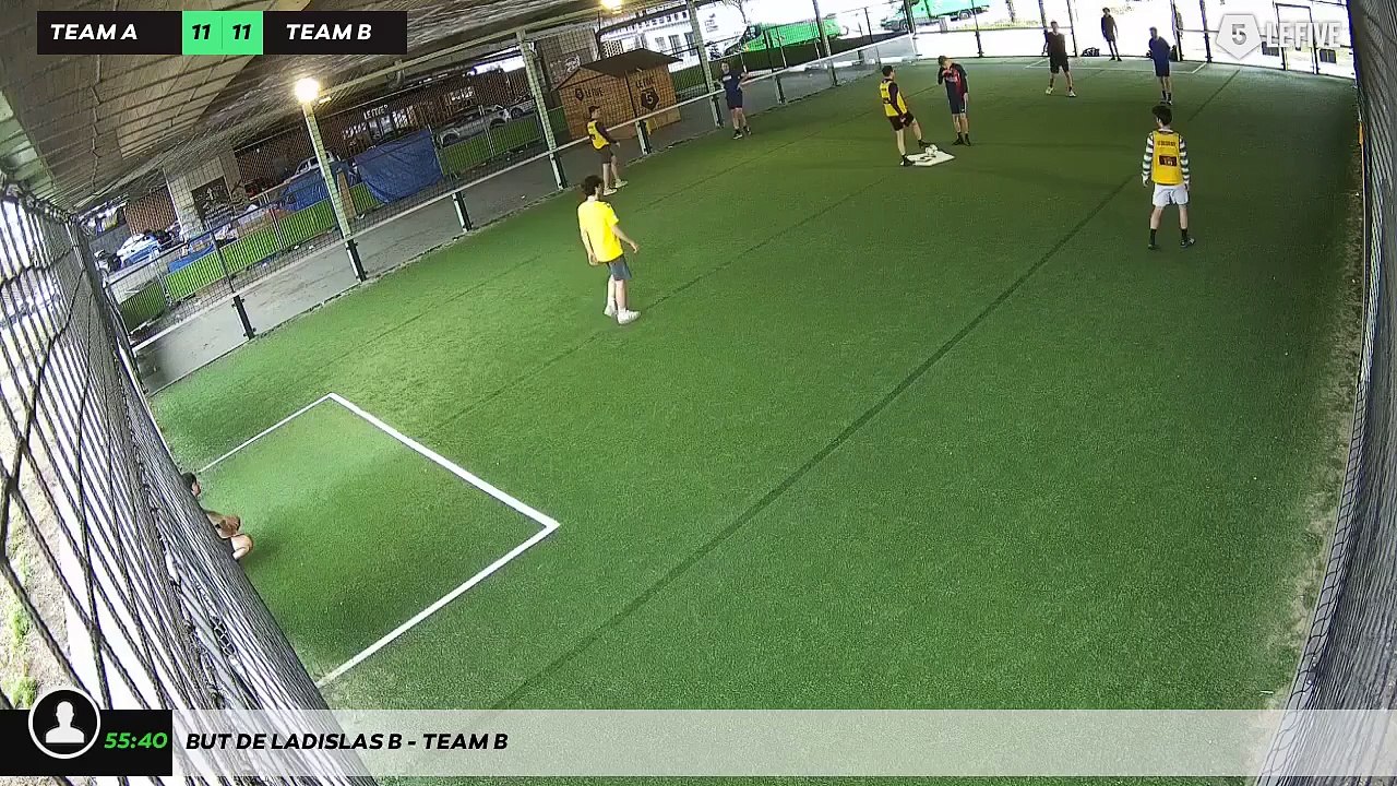 But de Ladislas B - Team B