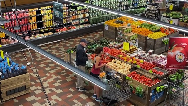 Inflação americana cai a 2,8% em ritmo anual em fevereiro