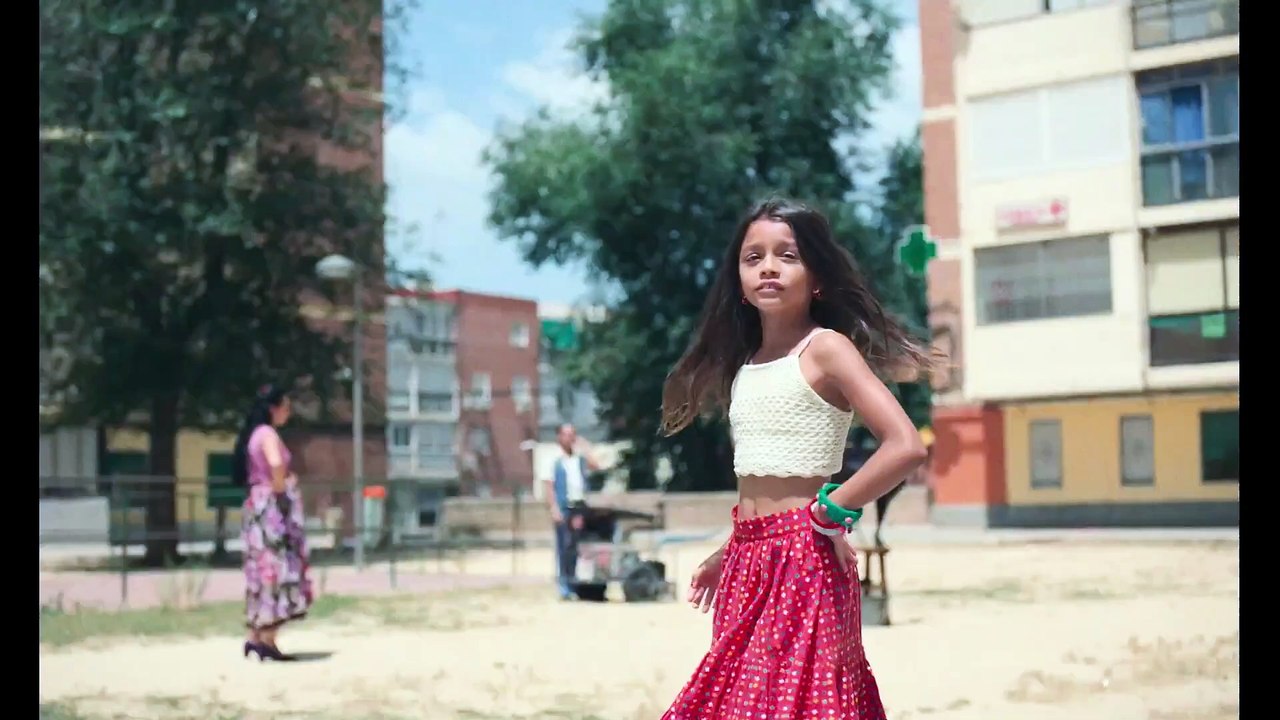 La niña de la cabra - Tráiler