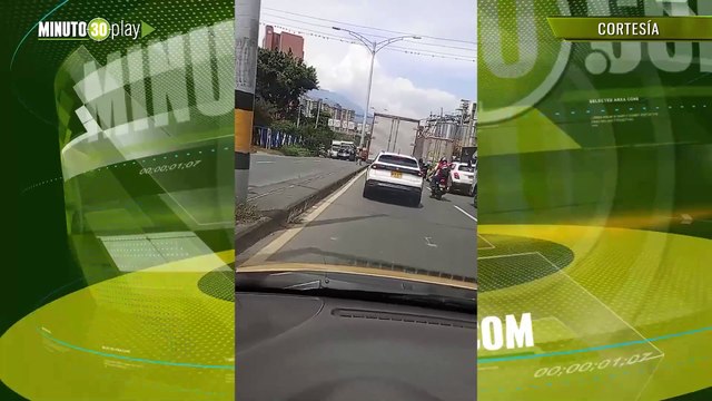 Accidente en la Autopista Norte motociclista herida y tráfico colapsado 