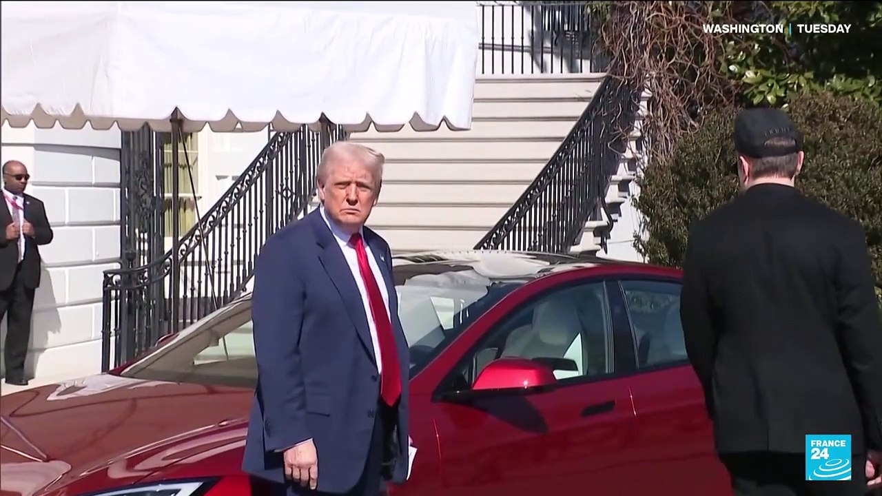 Trumps seeks to bolster Tesla by turning White House into car showroom