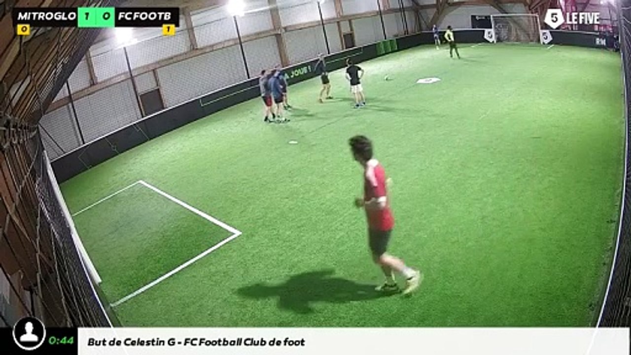 MITROGLOU - FC Football Club de foot 12/03 à 19:05 - Football Terrain 4 (LeFive P18)