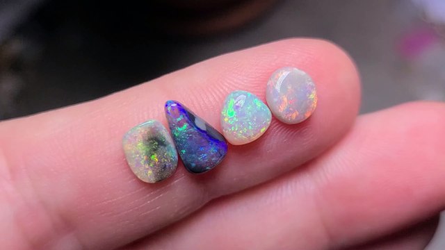 Jewelers Parcel of Small Australian Opals, 2.70tcw/4pcs