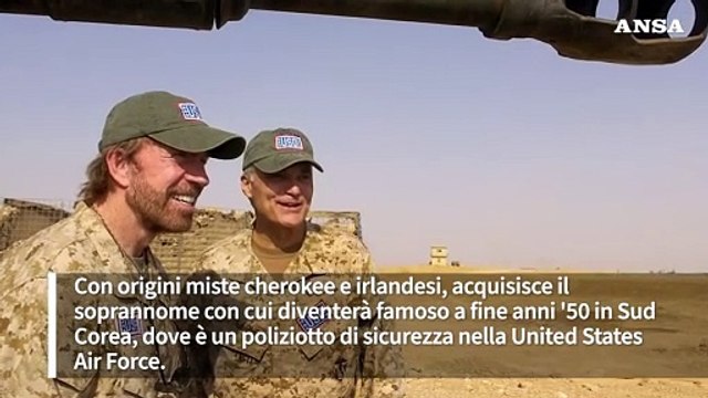 Chuck Norris compie 85 anni: icona delle arti marziali sul grande schermo