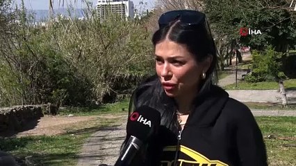 Akdeniz foku, vatozu bakın nasıl avladı