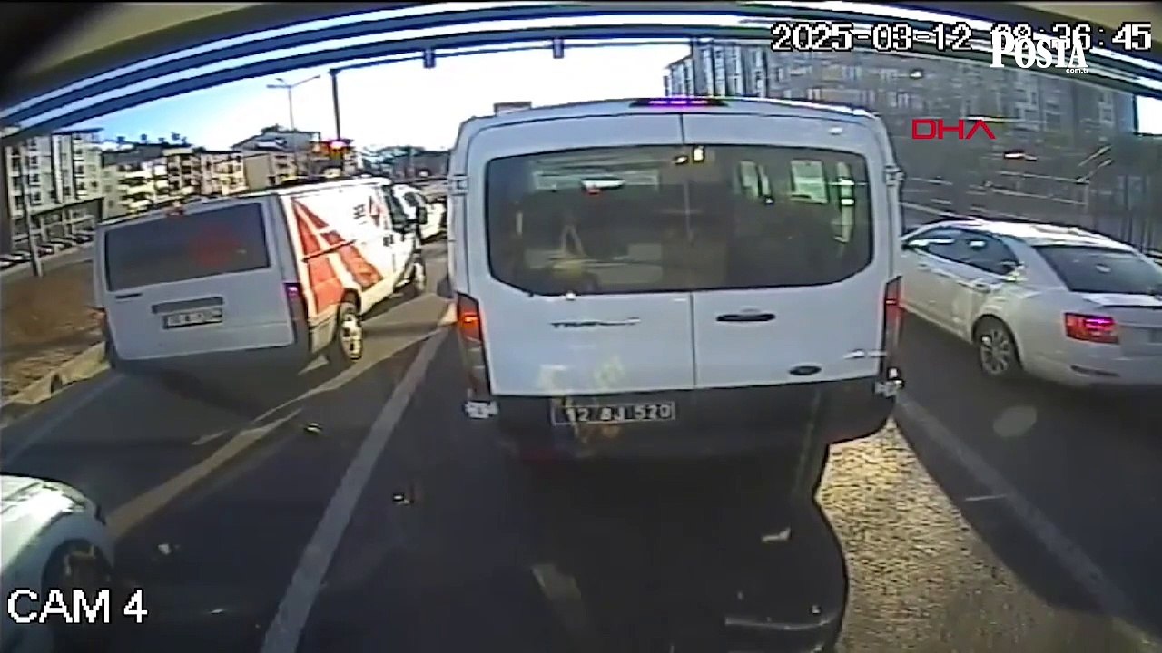 Bingöl'de kaza yapan vatandaş, kazanın şokuyla otomobilinden inip peşinden koştu