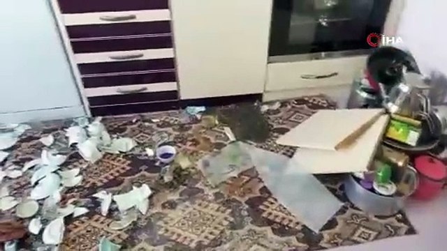 İnat etti tadilat yapmadı! Düşen mutfak dolabı evi harabeye çevirdi