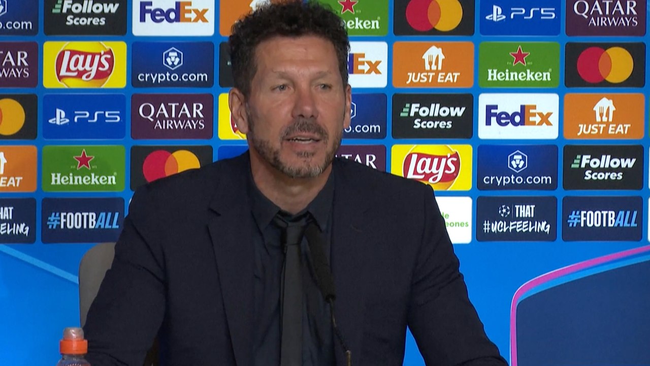 Simeone nicht zu bremsen: "Na los! Wer hebt die Hand? Keiner?"
