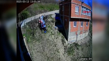 Ordu'da patpatın uçurumdan yuvarlanması güvenlik kamerasında