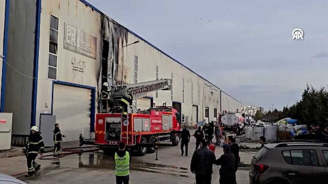 Kalıp işleme atölyesinde çıkan yangın söndürüldü