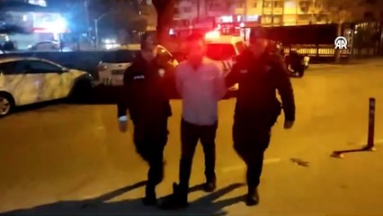 Adana'da 12,5 yıl hapis cezasıyla aranan hükümlü polisi görüp panikleyince yakalandı