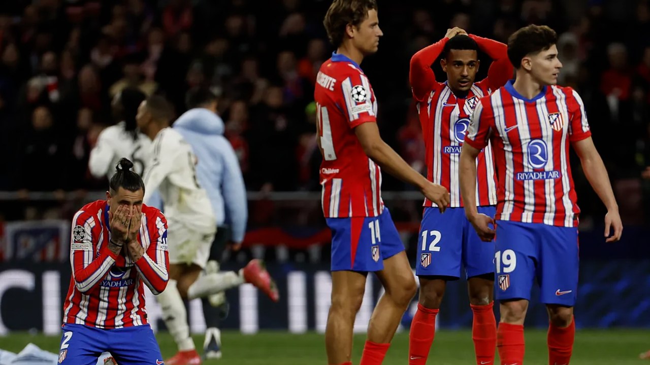 Simeone en la sala de prensa: "Que levante la mano quien vio que Julián toca dos veces el balón"
