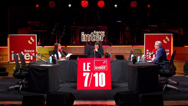 Pour Jean-Luc Mélenchon, Emmanuel Macron a tort de faire cette gesticulation sur la menace russe