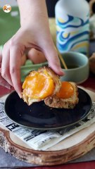 Jaunes d'œufs confits au air fryer à tartiner