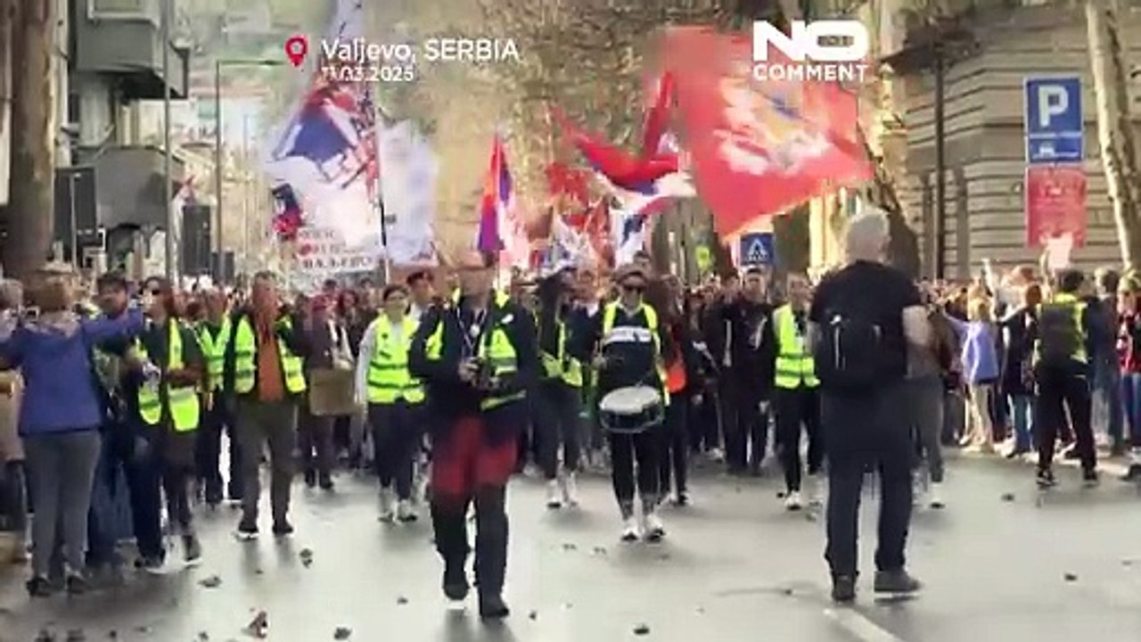 Belgrad - Studenten aus ganz Serbien marschieren zur Kundgebung am 15. März