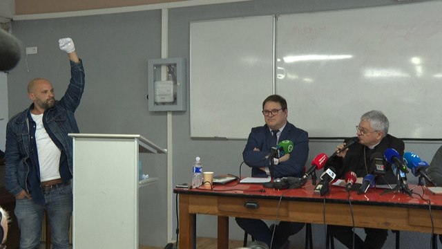 Affaire Bétharram : le cri de colère d'un militant devant l'évêque de Bayonne