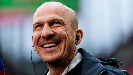 "Wenn's sein muss": Struber scherzt vor Frage zu Bayerns Freund