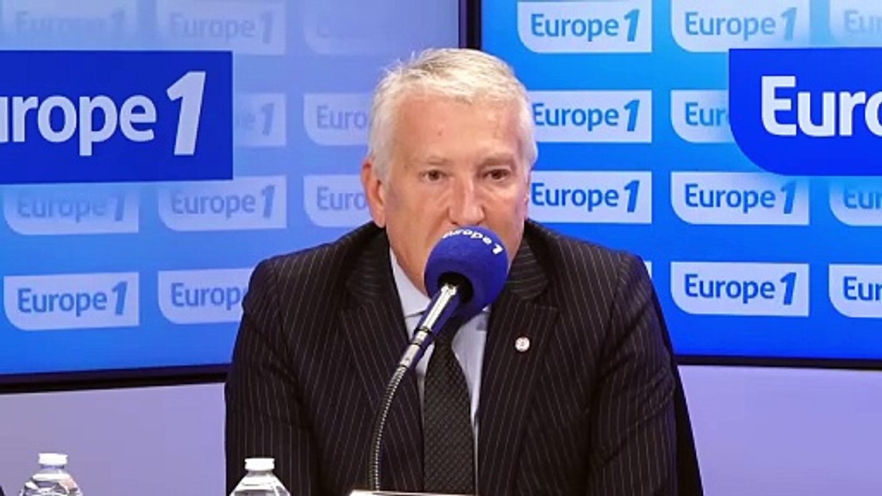 Cyril Hanouna - Affiche antisémite de LFI : «Mélenchon nie l'évidence», affirme Philippe Ballard