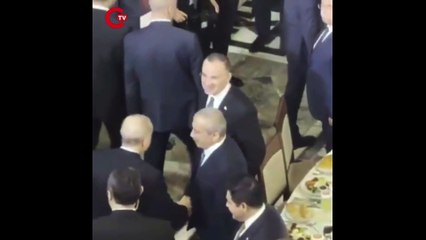 Erdoğan'dan 'İmralı heyeti' ile ilk temas: Tokalaştı, sohbet etti!