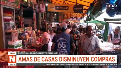 Amas de casas disminuyen compras ante la alza de precios de la canasta familia
